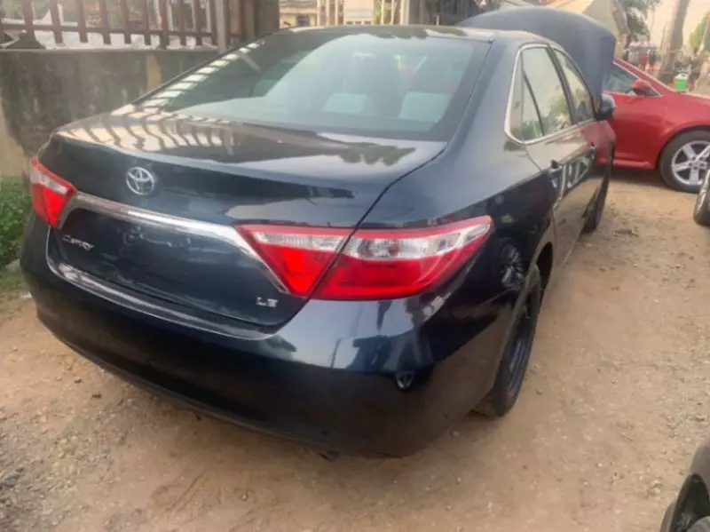 Toyota Camry   - 2016