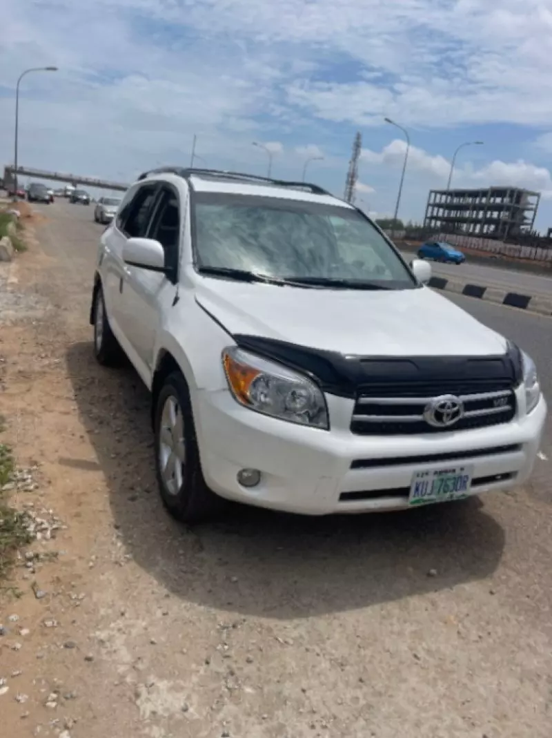 Toyota RAV4   - 2007