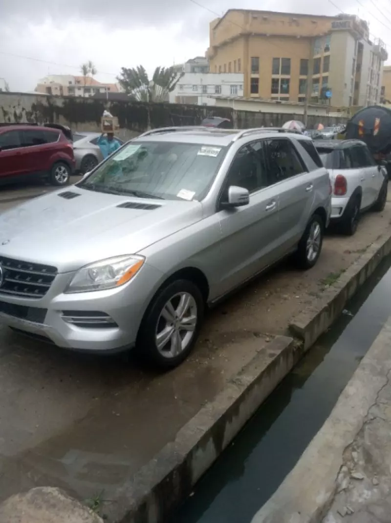 Mercedes-Benz ML 350   - 2013