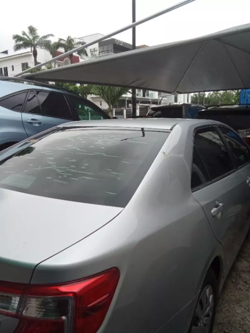 Toyota Camry   - 2013