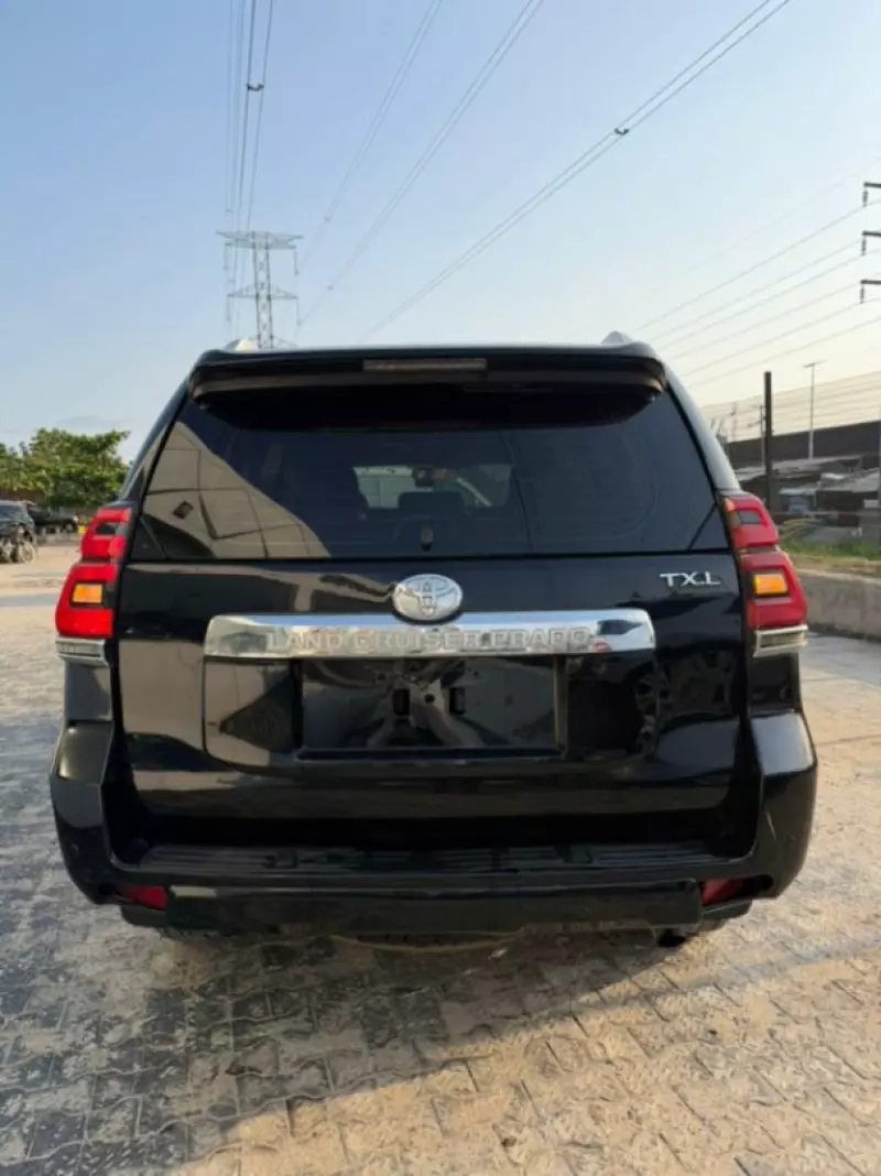 Toyota Prado   - 2014