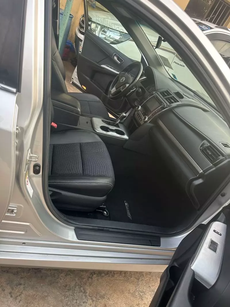 Toyota Camry   - 2014