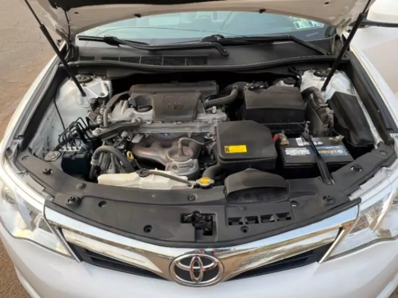 Toyota Camry   - 2013