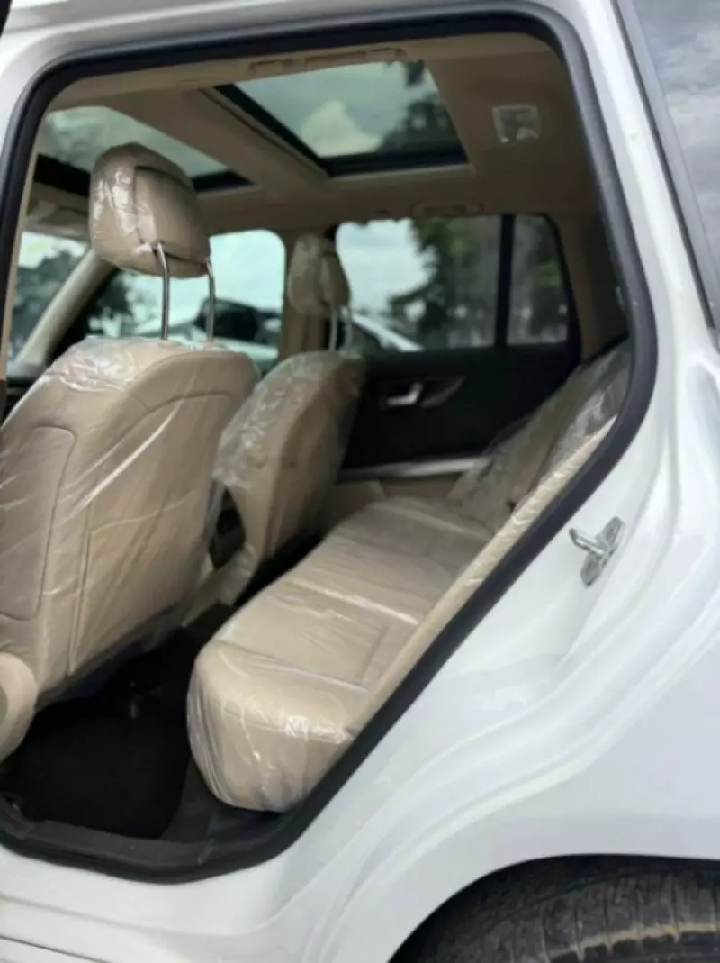 Mercedes-Benz GLK 350   - 2015
