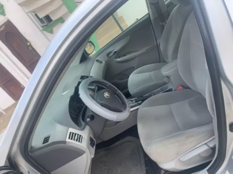 Toyota Corolla   - 2010