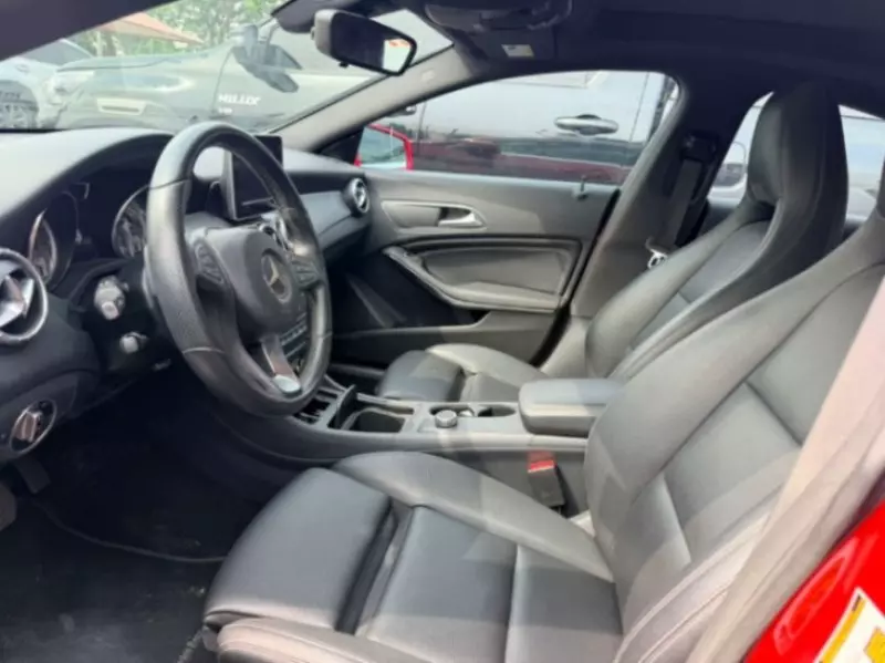 Mercedes-Benz CLA 250