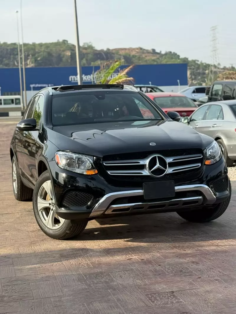 Mercedes-Benz GLC 300   - 2018