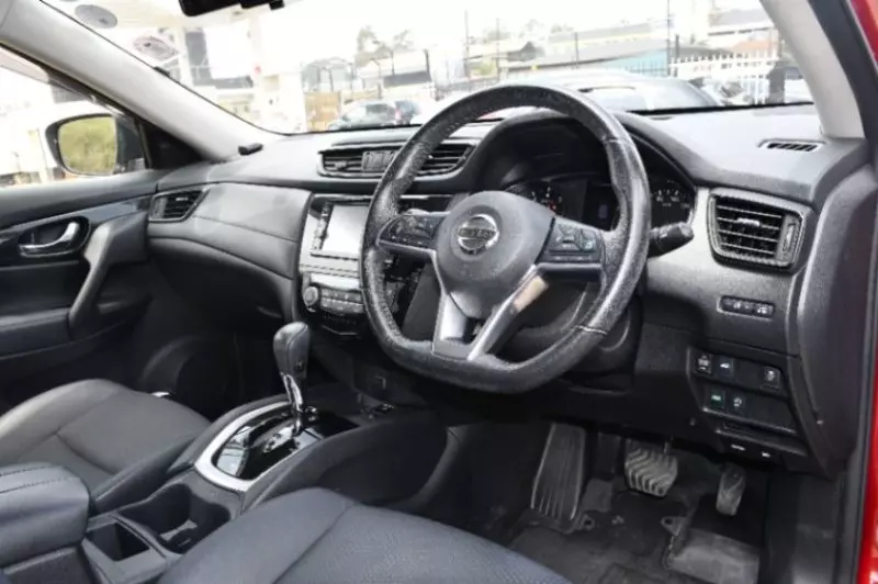 Nissan X-Trail   - 2018