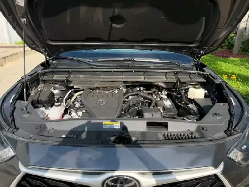 Toyota Highlander   - 2023