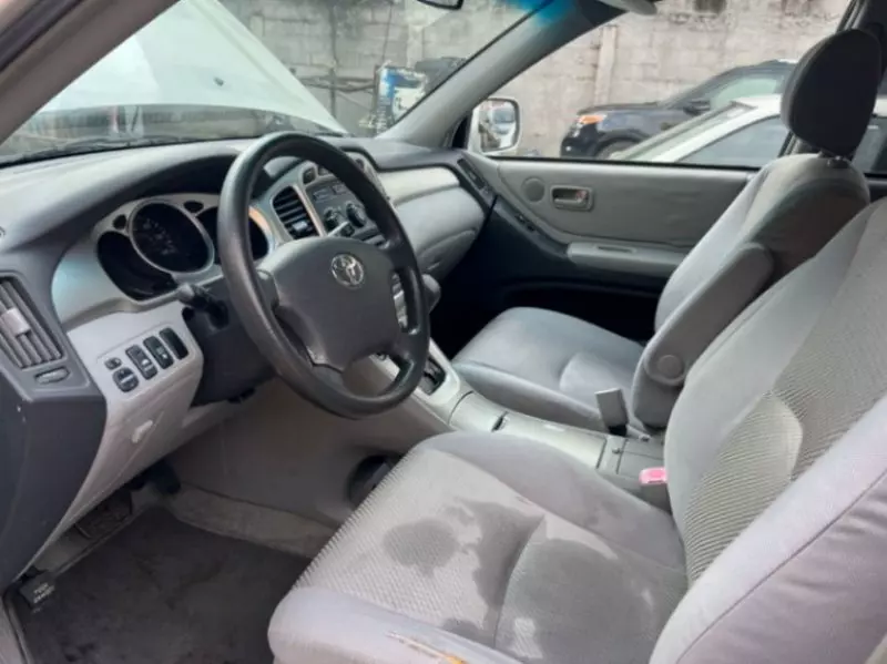 Toyota Highlander   - 2004