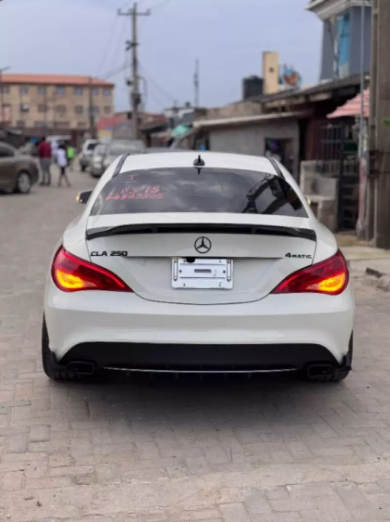 Mercedes-Benz CLA 250   - 2016