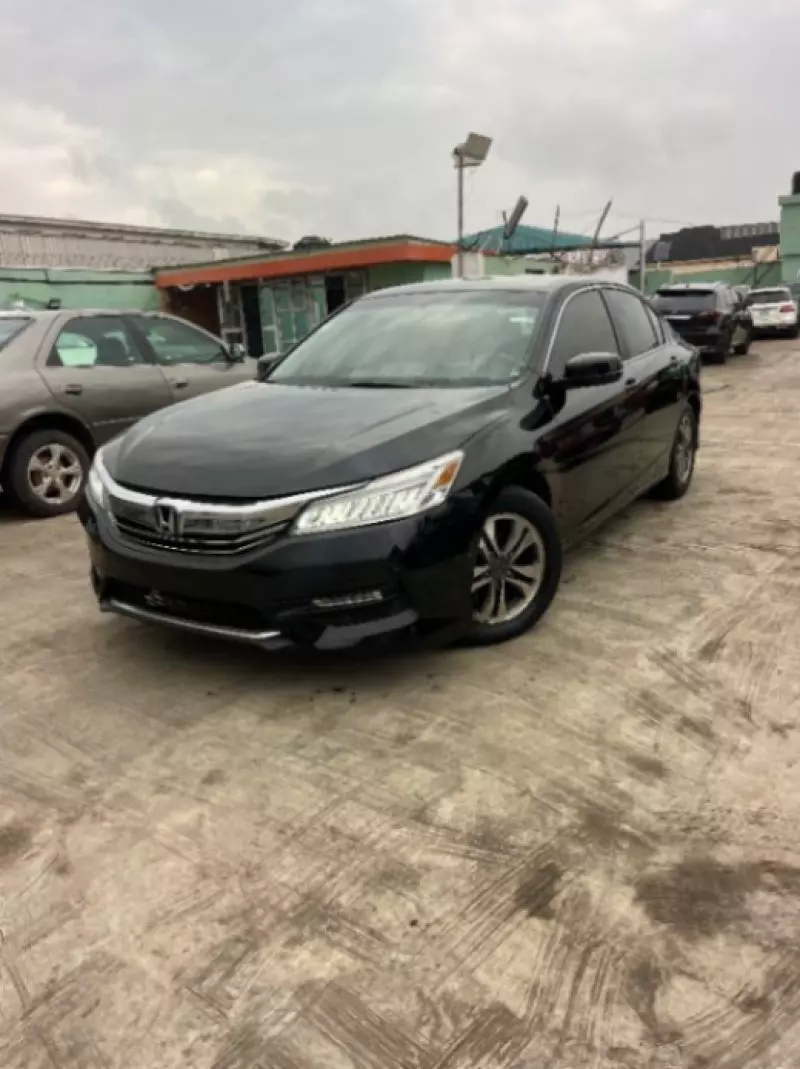 Honda Accord   - 2016