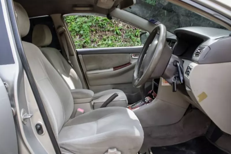 Toyota Allex    - 2003