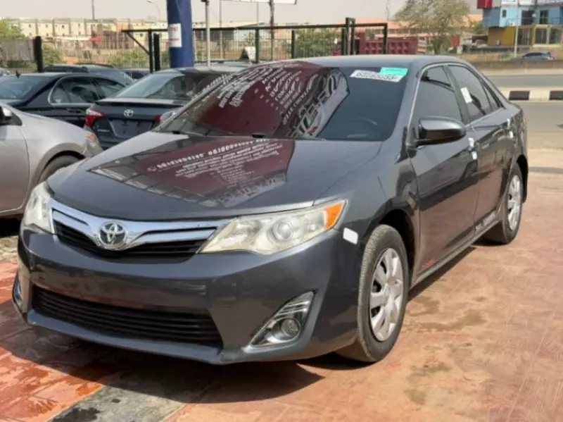 Toyota Camry - 2014