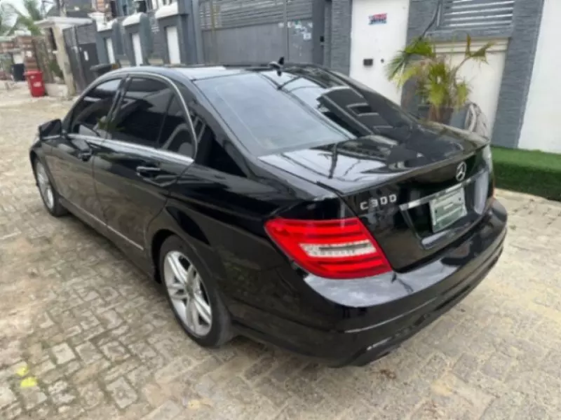 Mercedes-Benz C-Class   - 2014