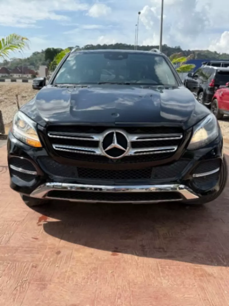 Mercedes-Benz GLE 350   - 2016