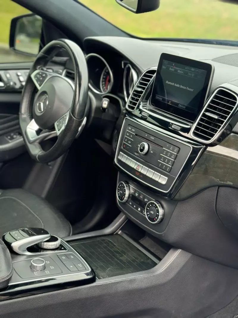 Mercedes-Benz GLE-Class