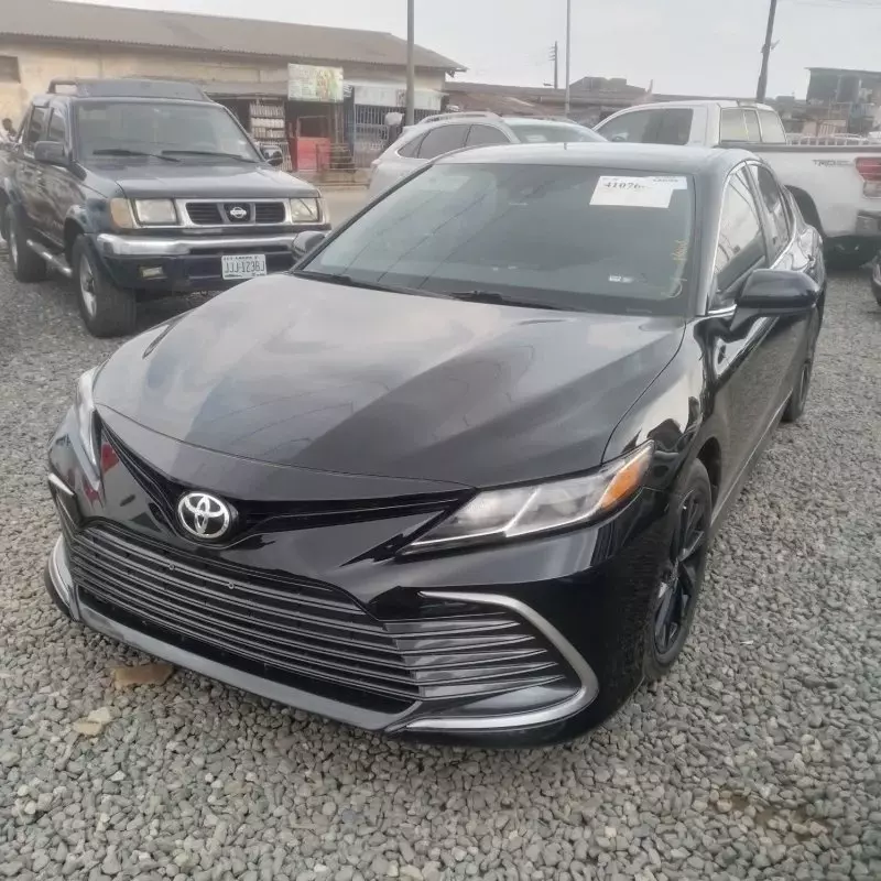Toyota Camry   - 2022
