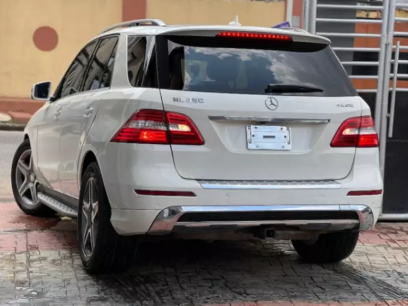 Mercedes-Benz ML 350   - 2013