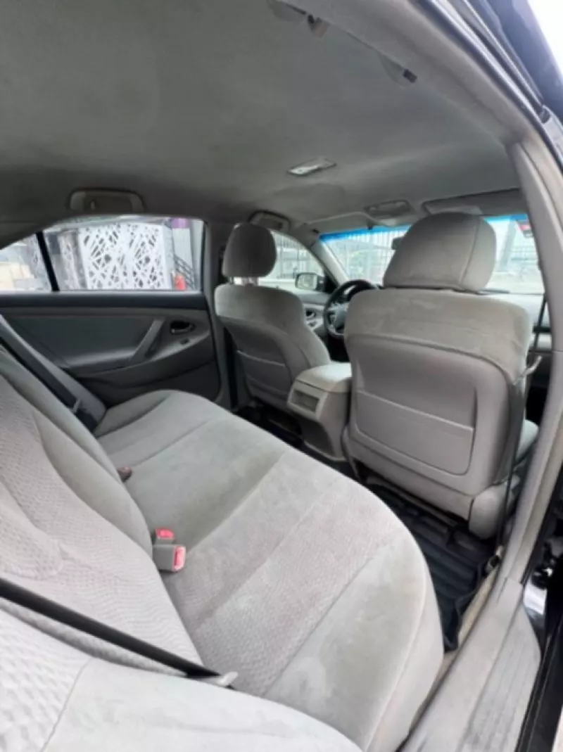 Toyota Camry   - 2011