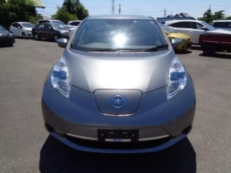 Nissan Leaf   - 2016