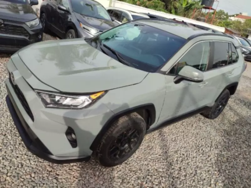 Toyota RAV4   - 2020