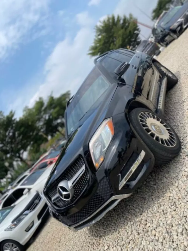 Mercedes-Benz GLK 350 - 2013