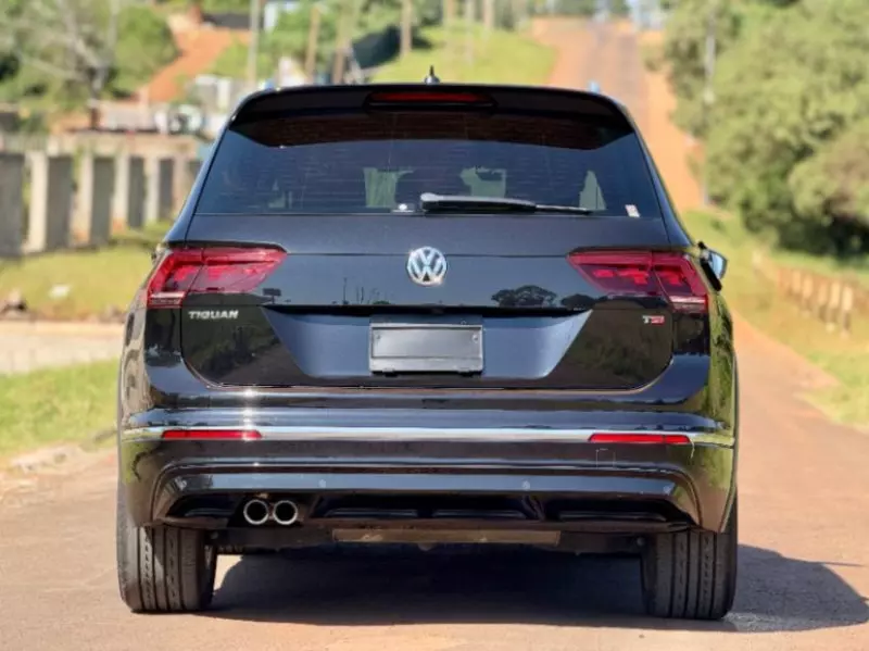 Volkswagen Tiguan   - 2018