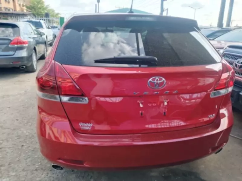 Toyota Venza   - 2014