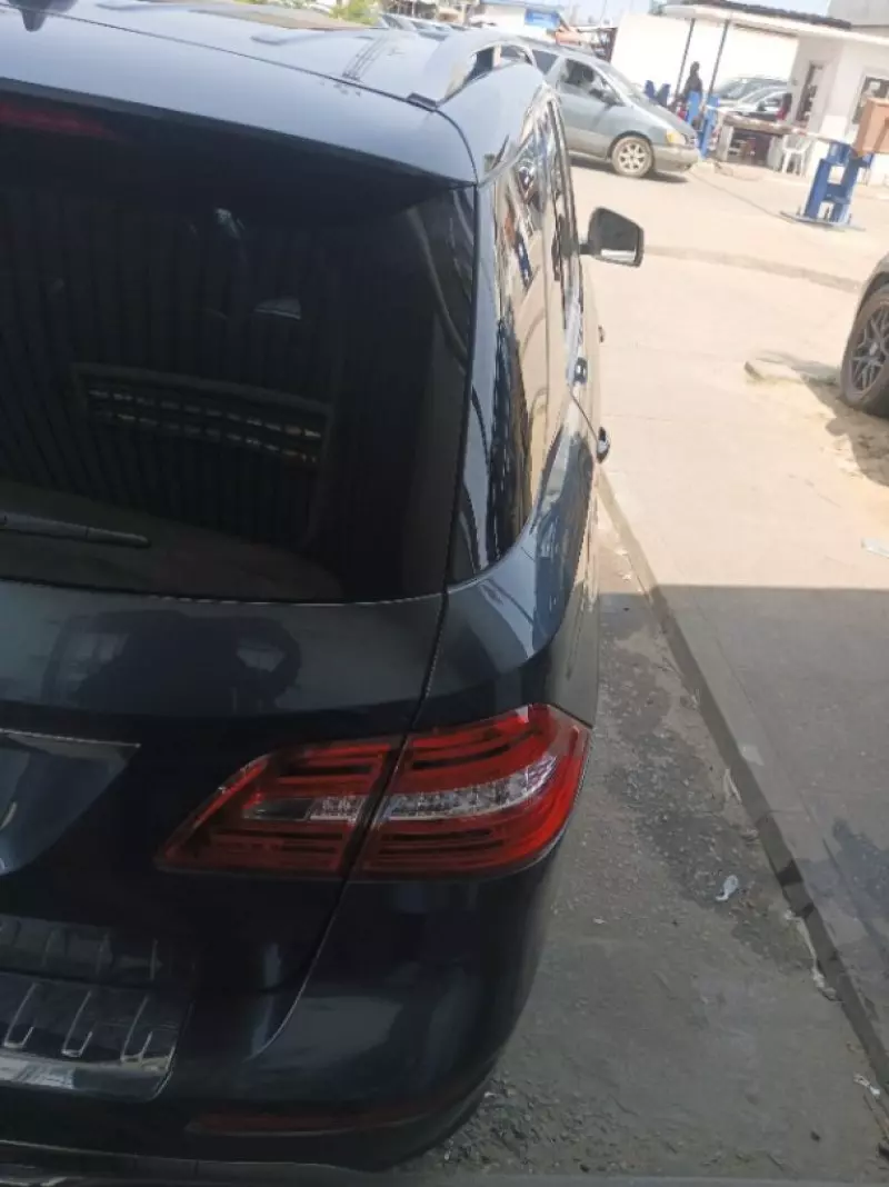Mercedes-Benz 350   - 2013