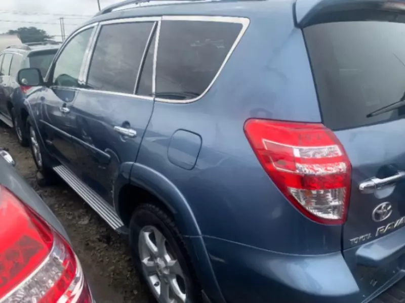 Toyota RAV 4   - 2009