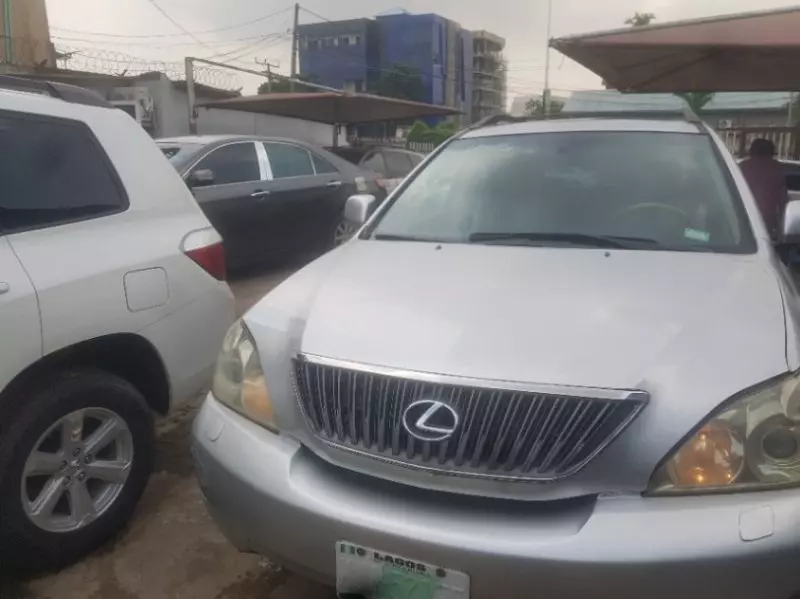 Lexus RX 330