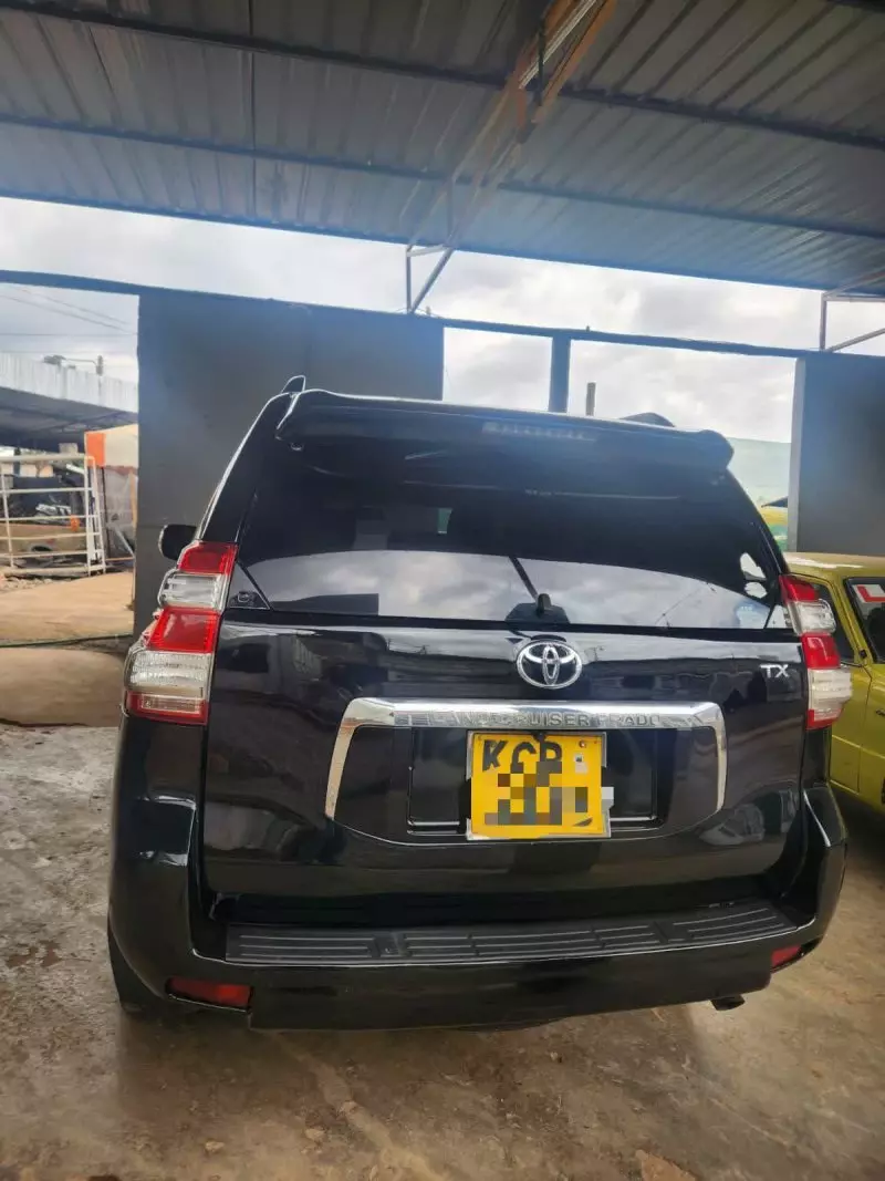 Toyota Prado   -