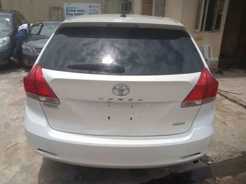 Toyota Venza   - 2010