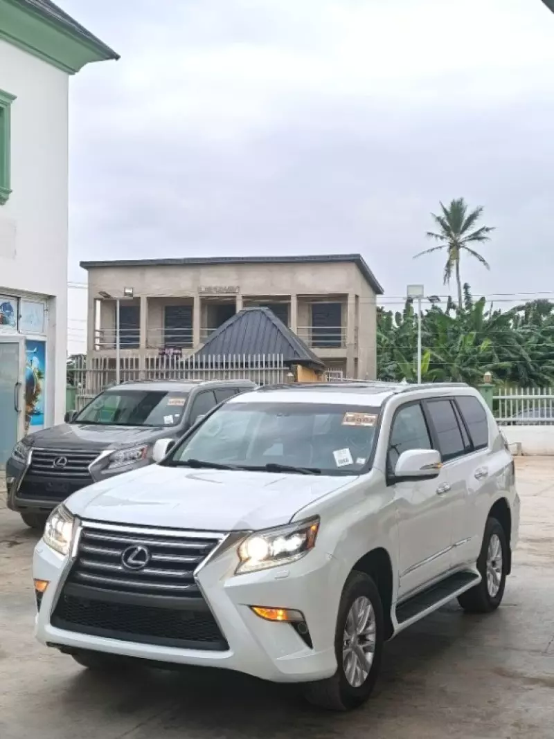 Lexus GX 460   - 2014