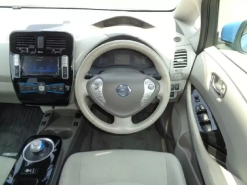 Nissan Leaf   - 2016