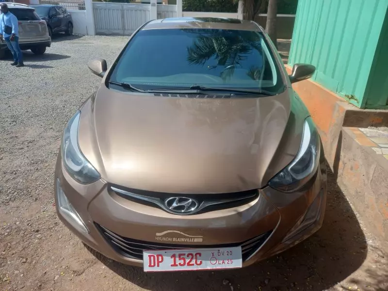 Hyundai Elantra   - 2014