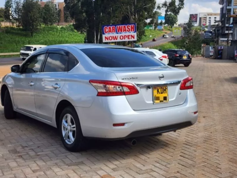 Nissan Sylphy   - 2016