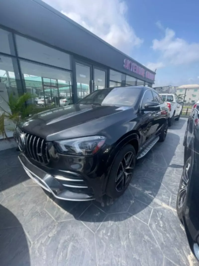 Mercedes-Benz GLE 53 AMG   - 2021