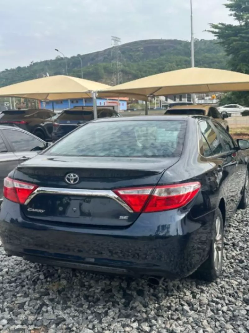 Toyota Camry   - 2015