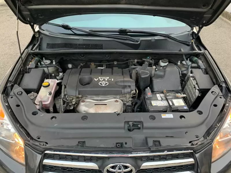 Toyota RAV4   - 2010