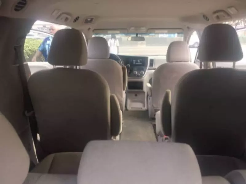 Toyota Sienna   - 2017