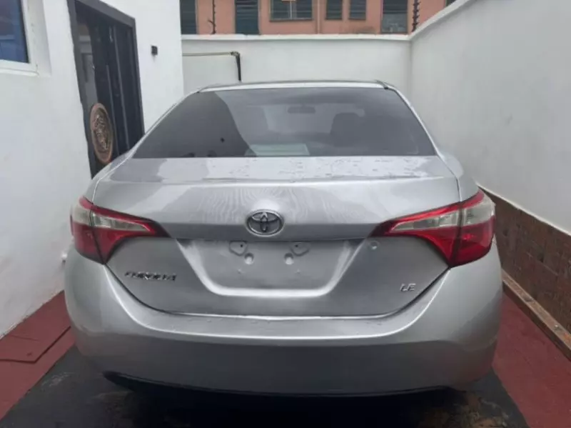 Toyota Corolla   - 2013
