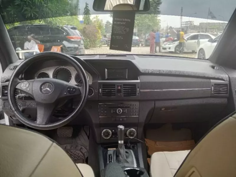 Mercedes-Benz GLK 350   - 2009
