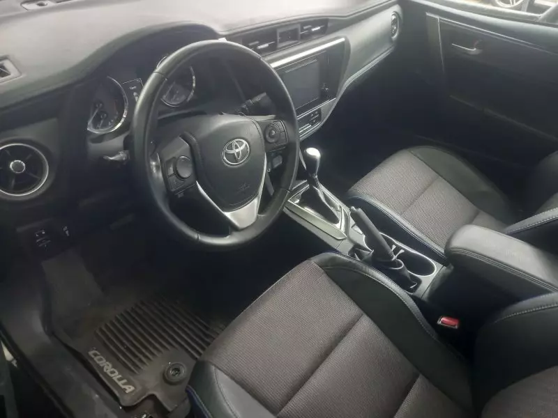 Toyota Corolla   - 2019