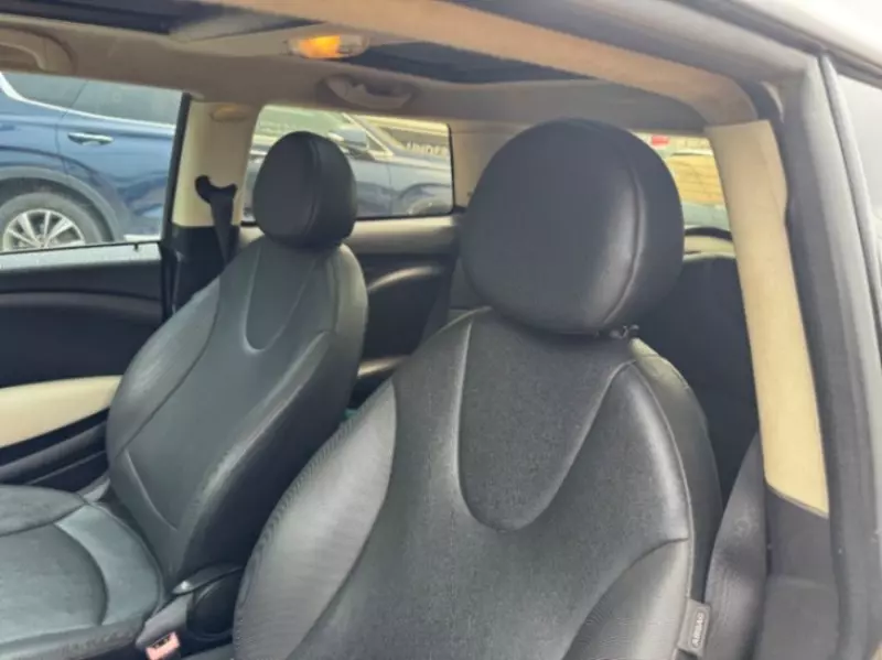 MINI Cooper   - 2012