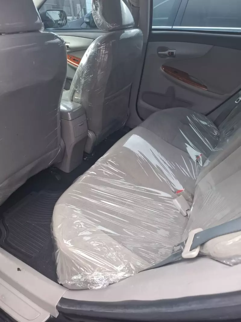 Toyota Corolla   - 2011