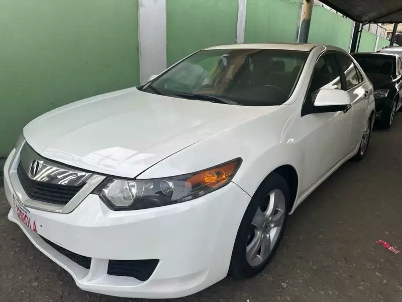 Acura TSX   - 2010
