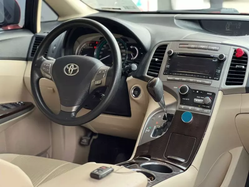 Toyota Venza   - 2010