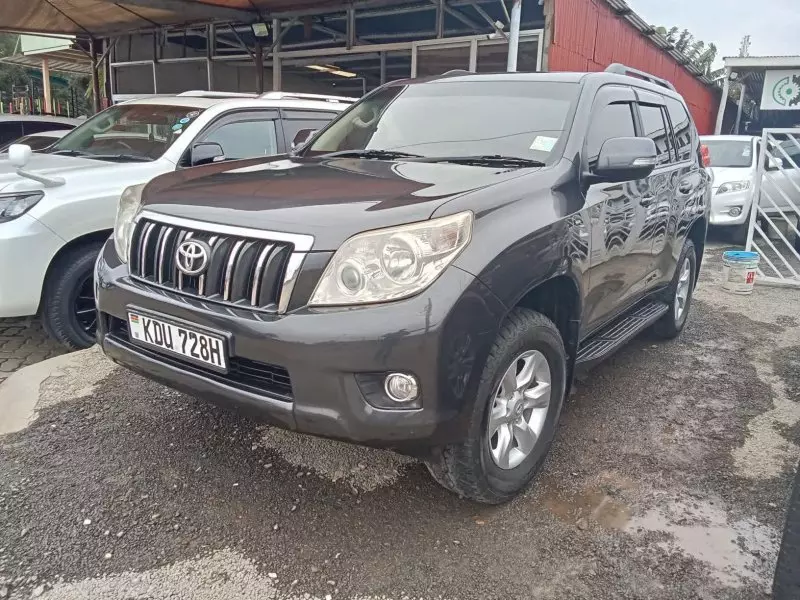 Toyota Landcruiser Prado   - 2012